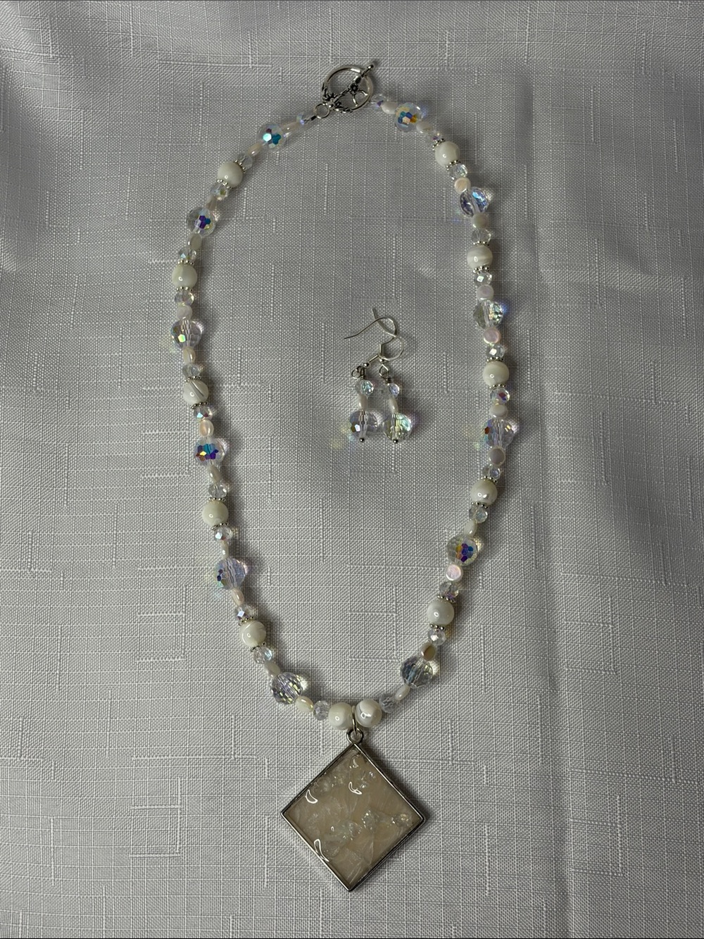 Handcrafted “The Sparkly Mother of Pearl” Necklace and Earring Set - Picture 4 of 7
